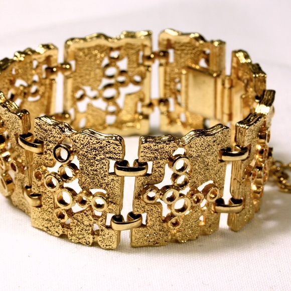1960s modernist gold tone panels link bracelet abstract modern  Size M - Picture 9 of 10